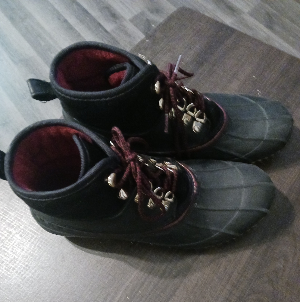 Womans Tommy Hilfiger rain duck boots